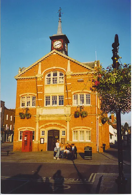 The Victorian town hall standing in the centre of Thame's wide High Street